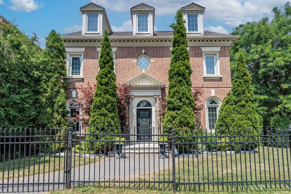 52 Regent Street, Richmond Hill, ON L4C 9C3