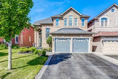 Detached in Richmond Hill
