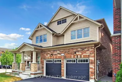 Detached in East Gwillimbury