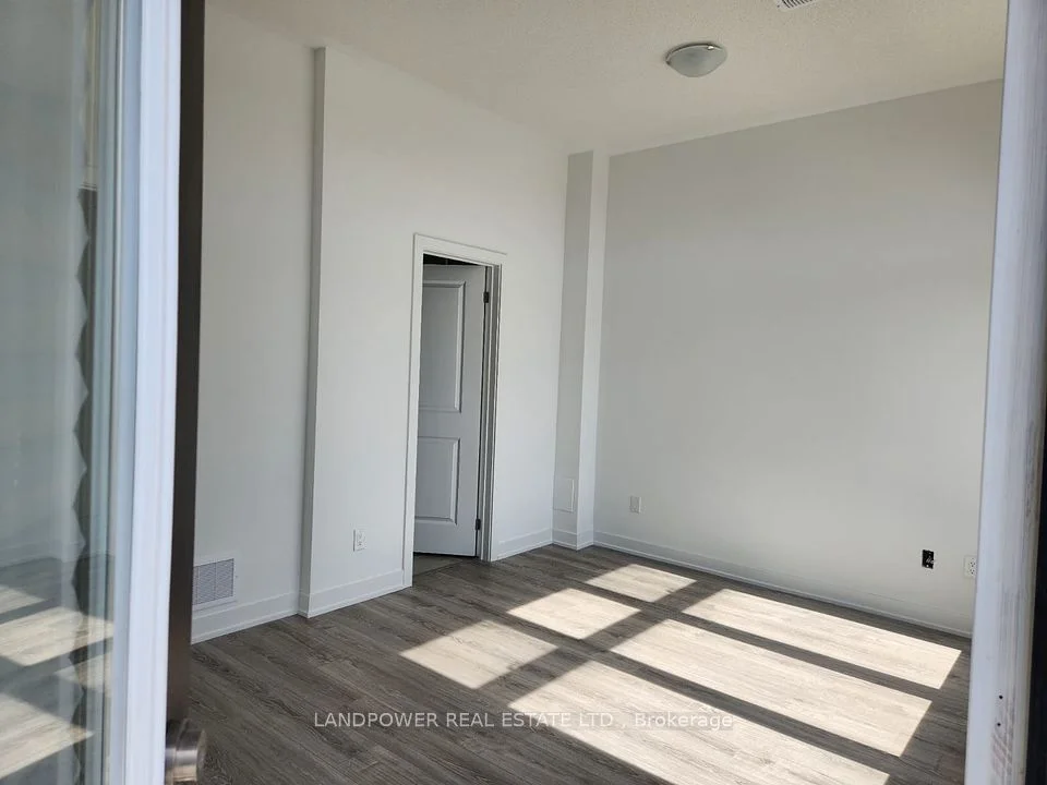 5486 Main Street, Whitchurch-stouffville, On L4a 4w8