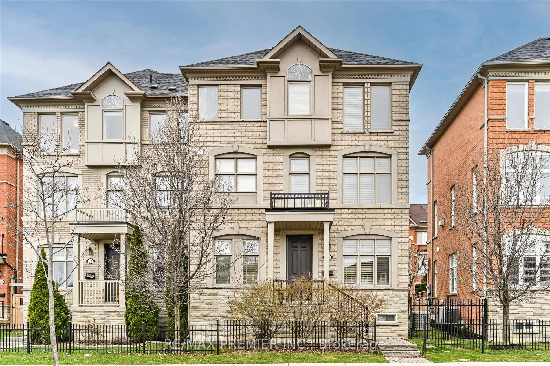 Semi-Detached in Vaughan