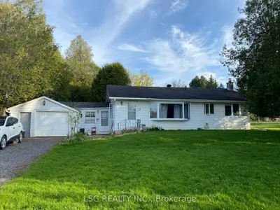 Detached in East Gwillimbury