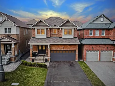 Detached in Richmond Hill