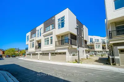 Att/Row/Townhouse in Markham