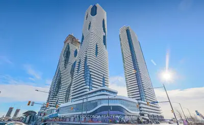 Condo Apartment in Vaughan