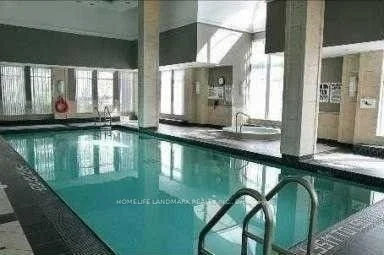 350 Red Maple Road S 408, Richmond Hill, ON L4C 0T5