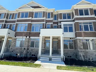 Att/Row/Townhouse in Markham
