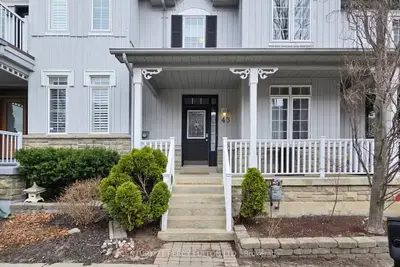 Att/Row/Townhouse in Markham
