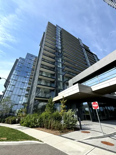 Condo Apartment in Vaughan