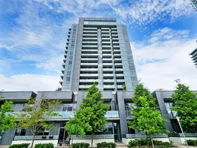 Condo Apartment in Richmond Hill