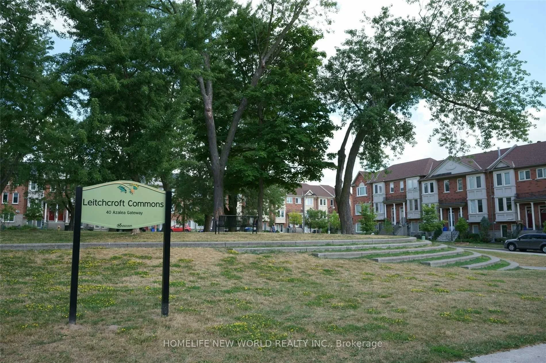 Att/Row/Townhouse in Markham