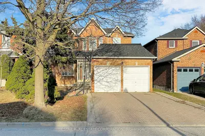 Detached in Markham