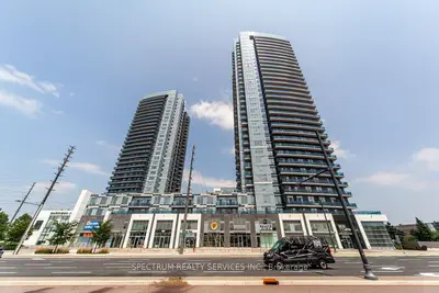 Condo Apartment in Vaughan
