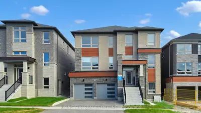 Detached in Bradford West Gwillimbury