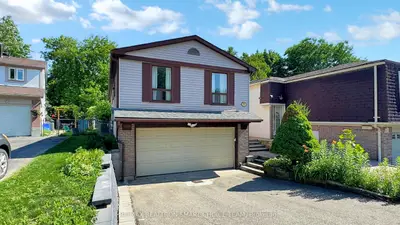 Detached in Richmond Hill