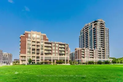 Condo Apartment in Markham