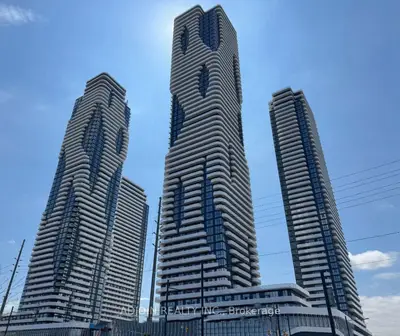 Condo Apartment in Vaughan