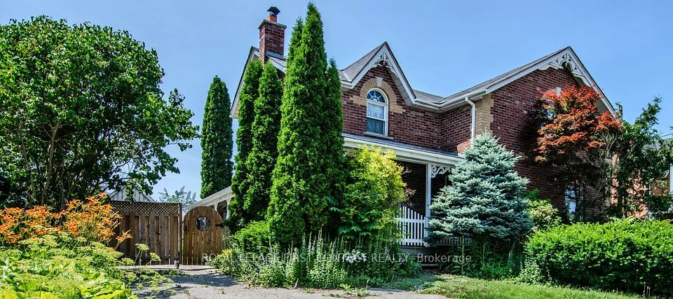 220 Barrie Street, Bradford West Gwillimbury, ON L3Z 1R6