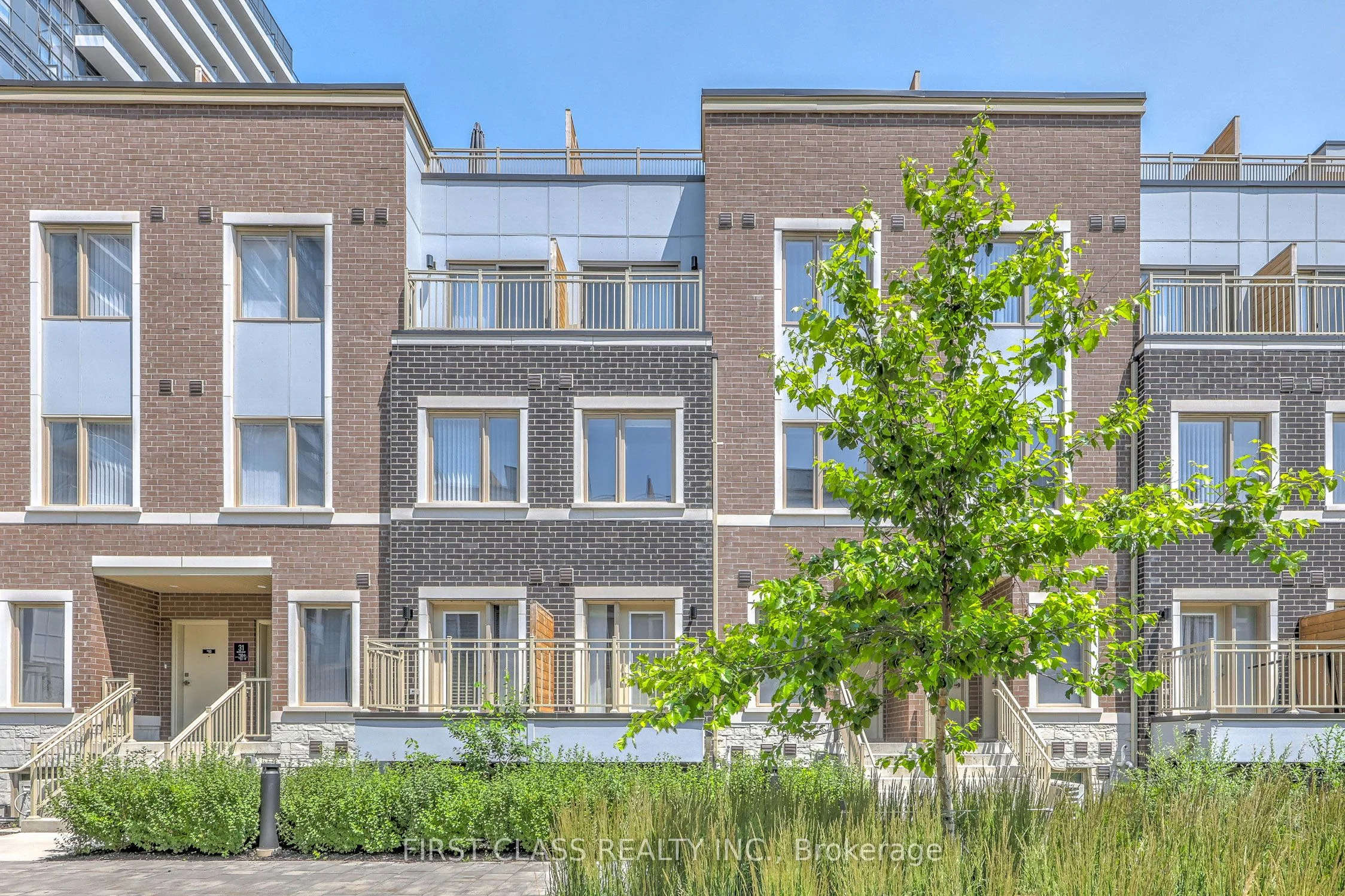 Condo Townhouse in Vaughan