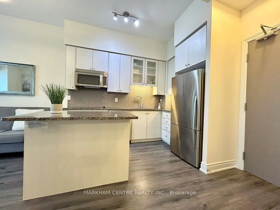 9090 Yonge Street 103B, Richmond Hill, ON L4C 0Z1