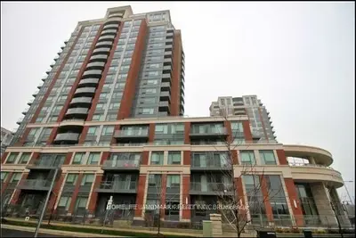 Condo Apartment in Markham