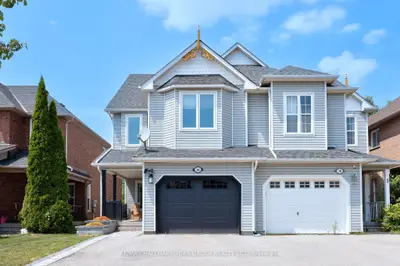 Semi-Detached in Richmond Hill