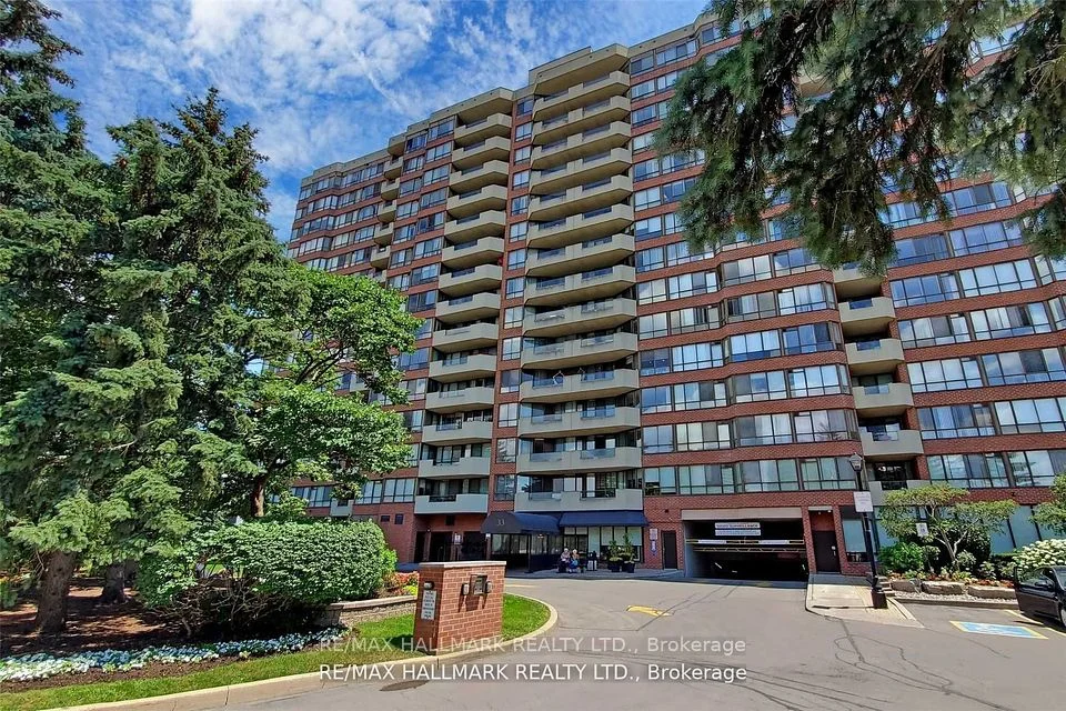 33 Weldrick Road E 912, Richmond Hill, ON L4C 8W4