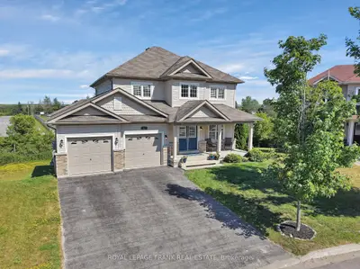 Detached in Brock