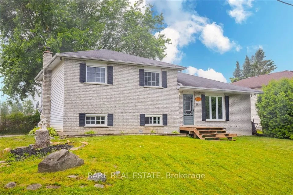 1678 South Porcupine Avenue, Innisfil, ON L9S 1S6