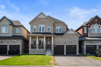 Detached in Innisfil
