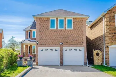 Detached in Vaughan