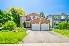 342 Bristol Road, Newmarket, ON L3Y 7Z9