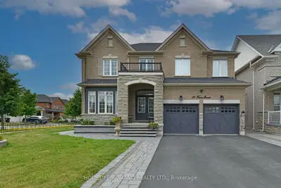Detached in Bradford West Gwillimbury