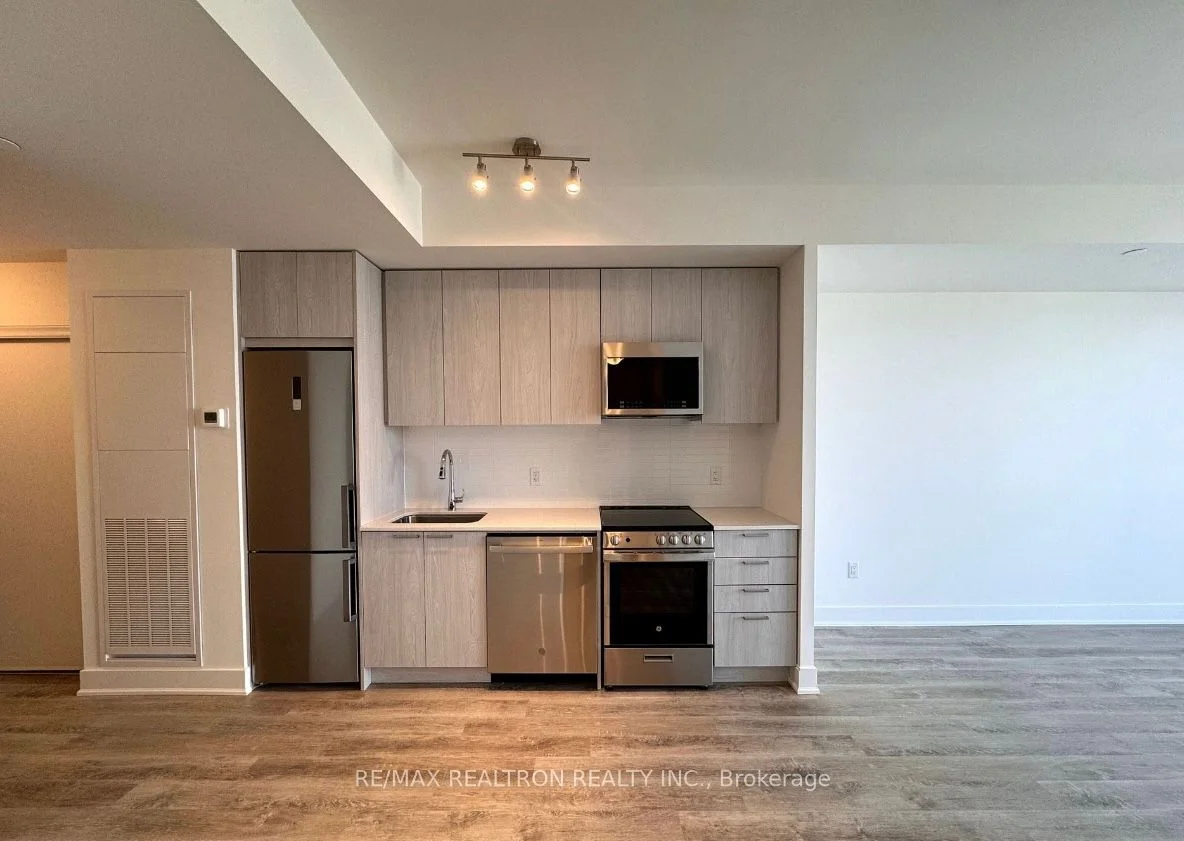 Condo Apartment in Newmarket