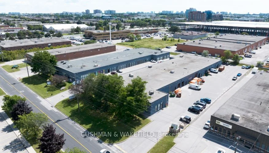 147-193 Denison Street 17-18, Markham, ON L3R 1B5
