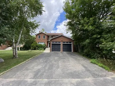 Detached in Richmond Hill