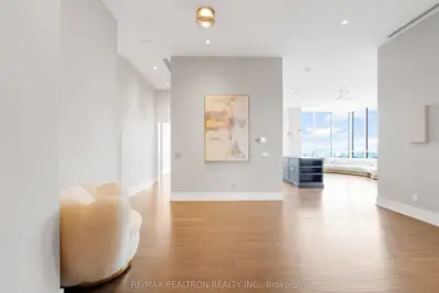 Condo Apartment in Markham
