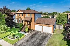 16 Julie Street, Essa, ON L0M 1B3