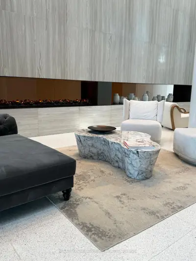Condo Apartment in Vaughan