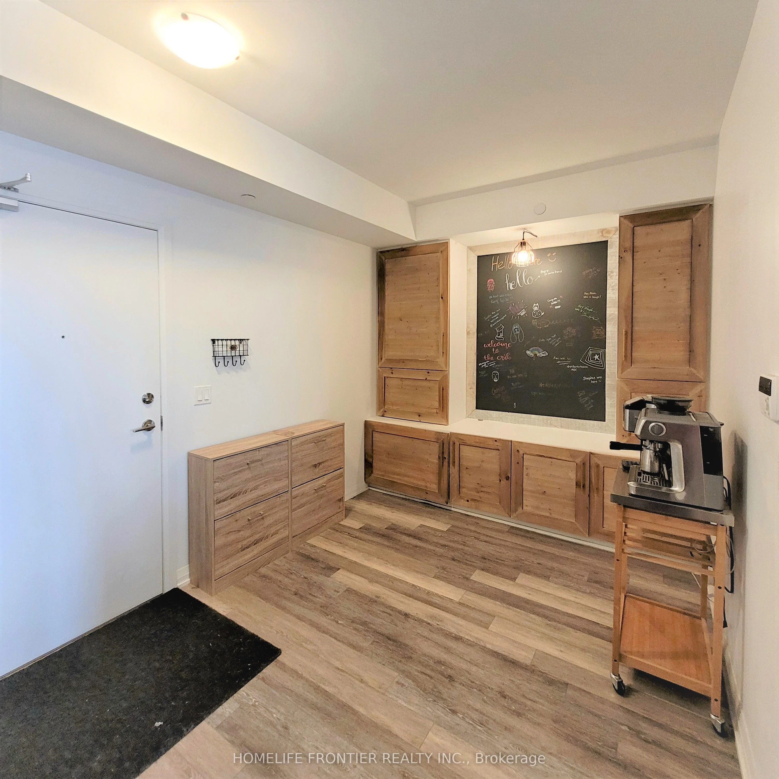 65 Oneida Crescent 1405, Richmond Hill, ON L4B 0G9