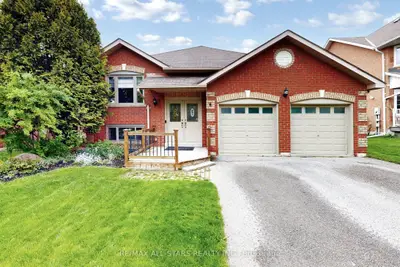 Detached in Uxbridge