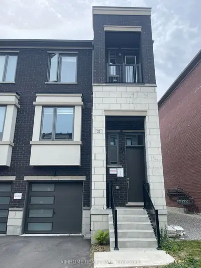 Att/Row/Townhouse in Vaughan