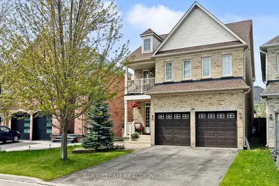 Detached in Richmond Hill