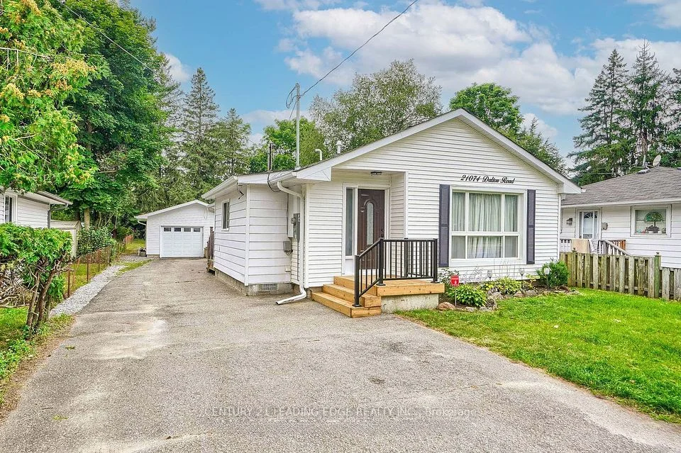 21074 Dalton Road, Georgina, ON L0E 1L0