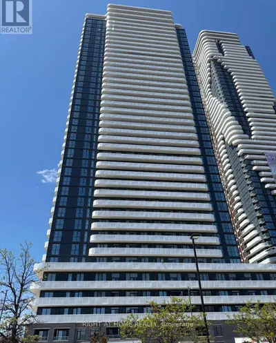 Condo Apartment in Vaughan