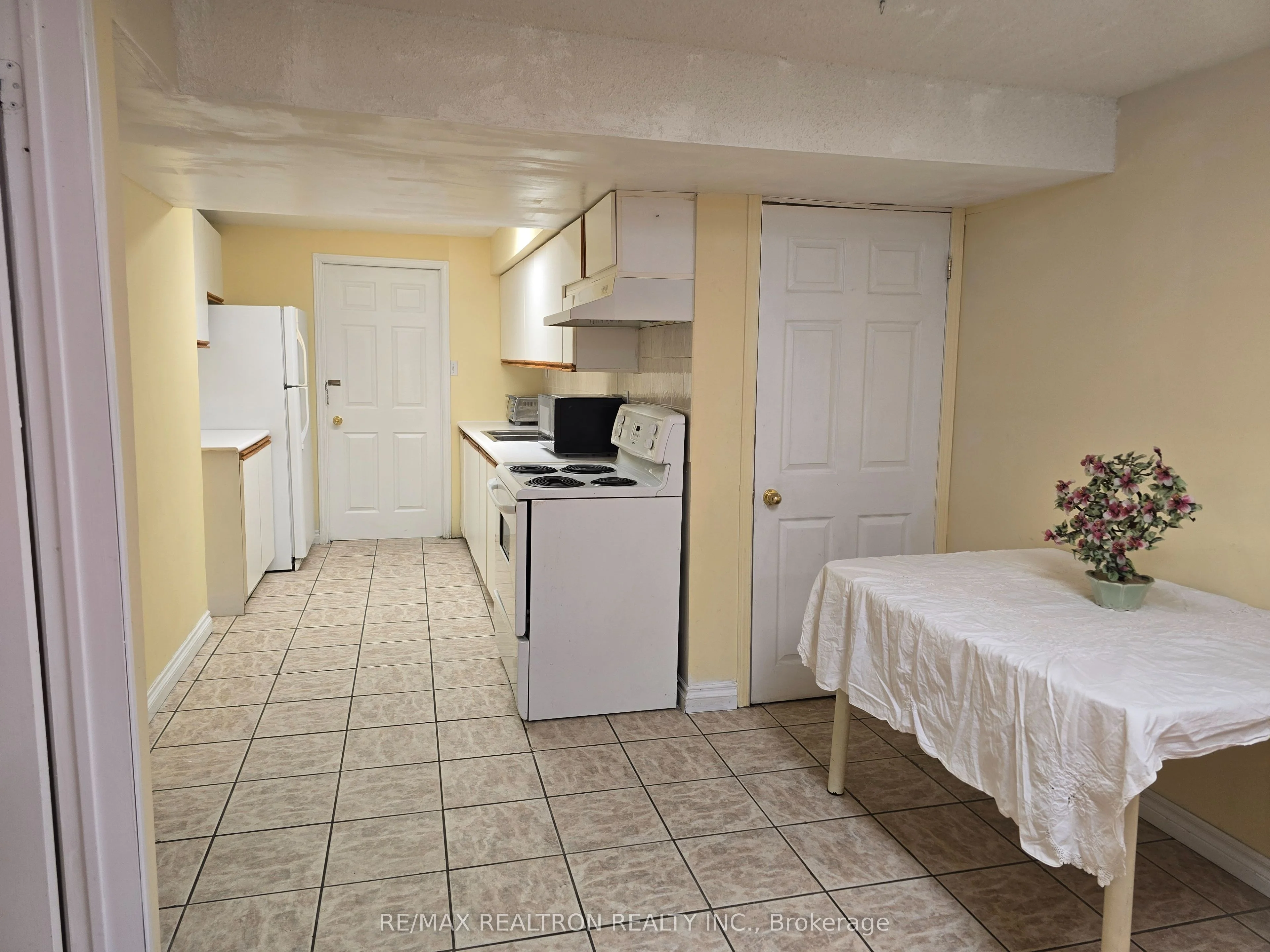 14 Westmoreland Court Basement B, Markham, ON L3R 8L8