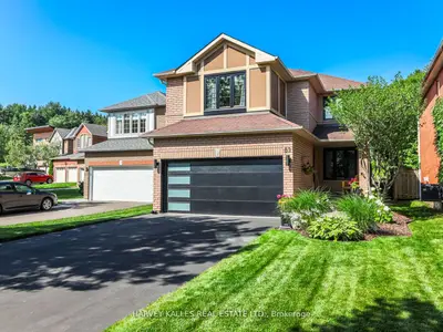 Detached in Aurora