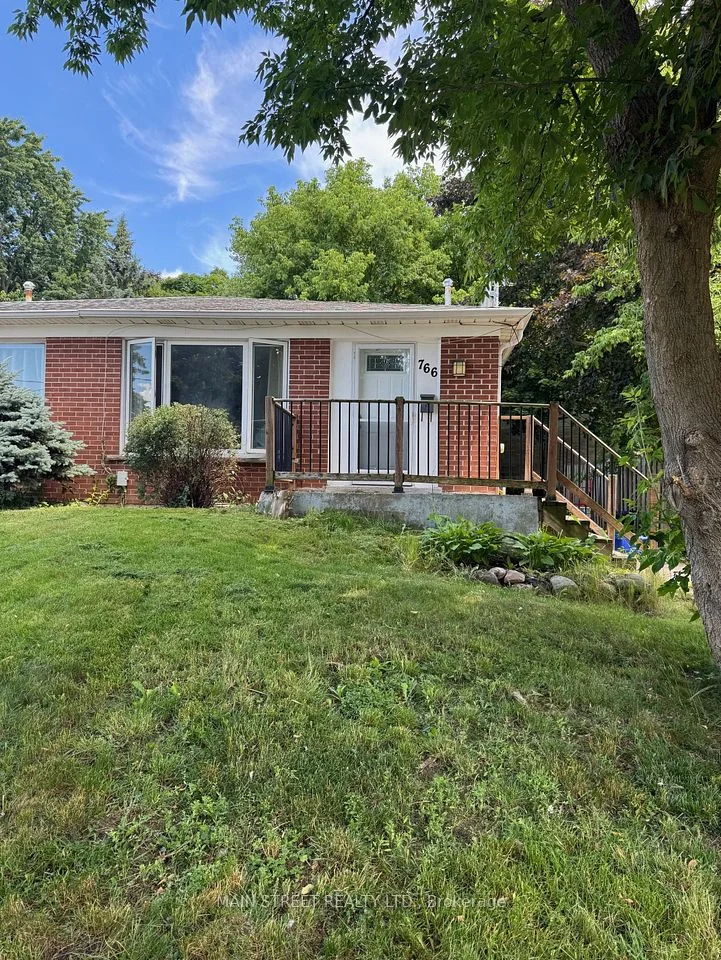 766 Sunnypoint Drive Upper, Newmarket, ON L3Y 3A2