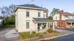 232 Prospect Street Upper, Newmarket, ON L3Y 3T9