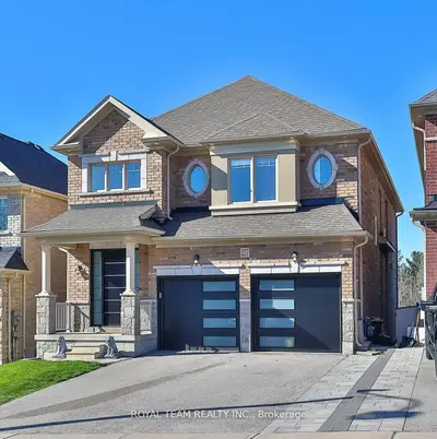 Detached in Newmarket